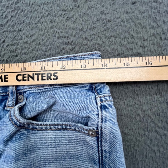 American Eagle Low Rise 90s Bootcut Jeans Light Wash Distressed Size 0 - Picture 6 of 11